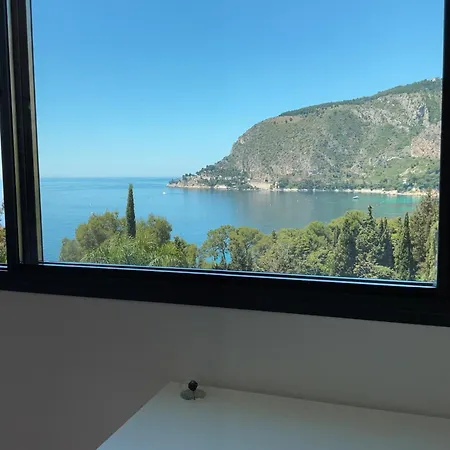 Smjestaj U Allesandru U Puli S Pogledom Na * Pula