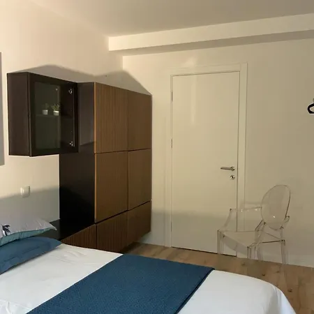 Apartment Smjestaj U Allesandru U Puli S Pogledom Na