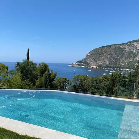 Smjestaj U Allesandru U Puli S Pogledom Na Apartment Pula